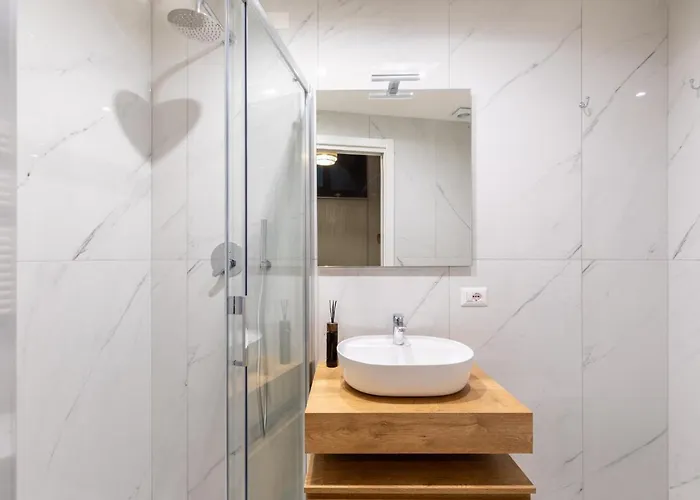 Iflat Caesar Suites Via Del Corso Lägenhet *